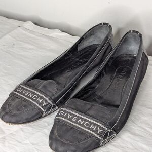 Givenchy Women's Black Loafers